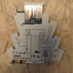 Relais universel G2RV-SL500 24VDC