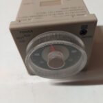 Relais temporisé H3CR-A8