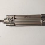 Vérin pneumatique double effet C96SDB32-80