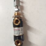 Vérin pneumatique double effet avec chapes avant et arrière M/6020/25