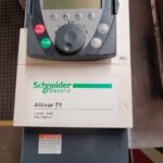 Variateur de fréquence 2.2KW ATV71HU22N4