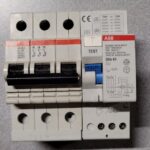 Disjoncteur 3P 10A + bloc différentiel S253-D10 + DDA63