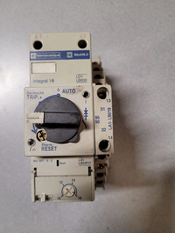 Module de puissance + contact auxiliaire LD1 LB030 + LA1 LB019 – Image 1