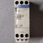 Relais de temporisation RE7RB13MW