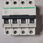 Disjoncteur 4P C60L C10A