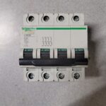 Disjoncteur 4P 25A 24365