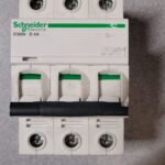 Disjoncteur 3P IC60N D4A