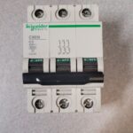 Disjoncteur 3P 3A 24346