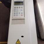 Variateur de fréquence 7.5KW ACS800-01