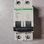 Disjoncteur 2P 2A 24332