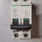 Disjoncteur 2P 10A 24586