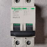 Disjoncteur 2P Multi9 25A