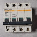 Disjoncteur 4P 24231