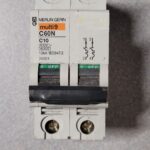 Disjoncteur 2P 24201