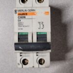 Disjoncteur 2P 24186