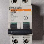 Disjoncteur 2P 24581