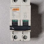 Disjoncteur 2P 24334