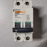 Disjoncteur 2P 24580