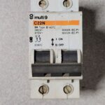 Disjoncteur 2P 20872