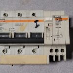 Disjoncteur 3P 20933 + Différentiel 20340