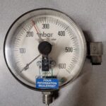 Manomètre à contacts électriques 0-600mbars