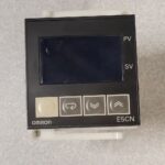 Contrôleur de température E5CN-R2MTC-500