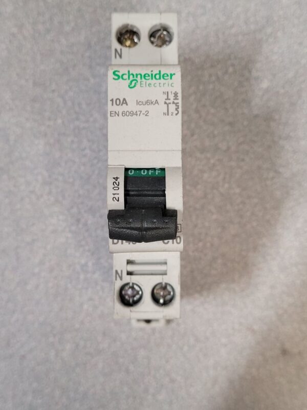 Disjoncteur 1P+N 10A 21024 – Image 1