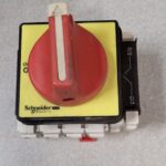 Interrupteur sectionneur 4P 32A V1+VZ20+VZ11