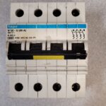 Disjoncteur 4P 20A N°22U