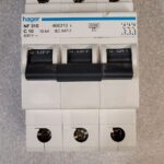 Disjoncteur 3P 10A NF310C10