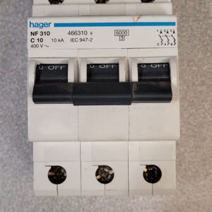 Disjoncteur 3P 10A NF310C10