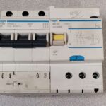 Disjoncteur + différentiel 3P 20A  NF320C20+BD431