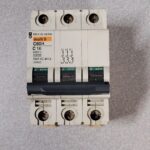 Disjoncteur 3P 24865