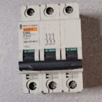 Disjoncteur 3P 25439