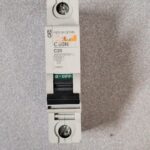 Disjoncteur 1P 24404