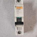 Disjoncteur 1P 24403