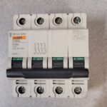 Disjoncteur 4P 25454