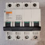 Disjoncteur 4P 25449