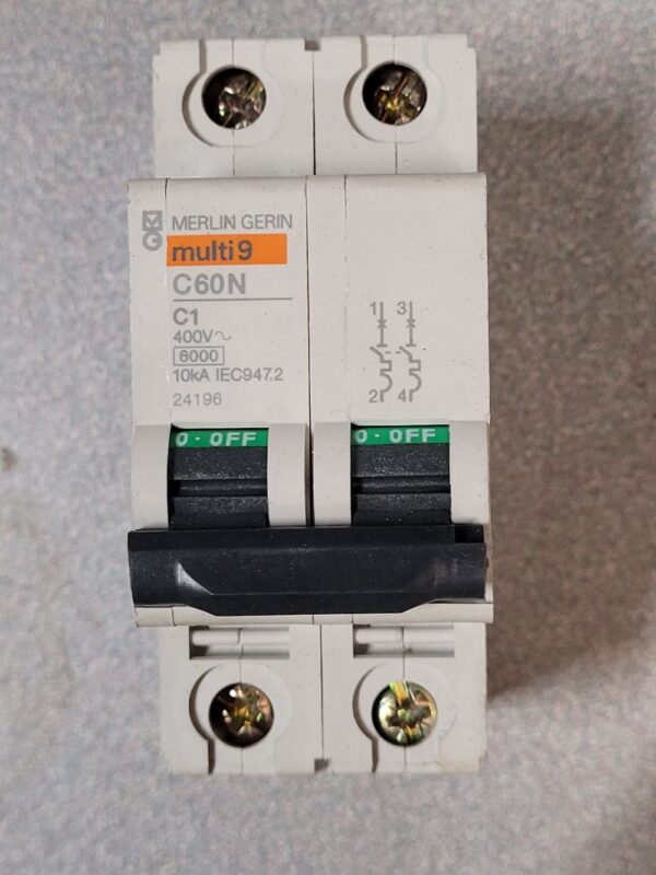 Disjoncteur 2P 24196 – Image 1