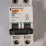 Disjoncteur 2P 24582