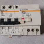 Disjoncteur + Différentiel 3P 25440+26518