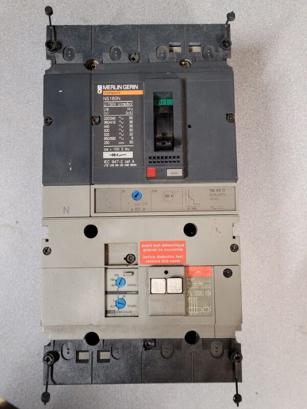 Interrupteur sectionneur 4P 50/63A – Image 1