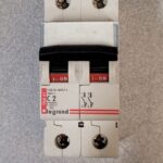 Disjoncteur 2P C2 06461