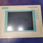 Ecran tactile SIMATIC PANEL TOUCH 6AV6 642-0BA01-1AX1