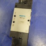 Distributeur pneumatique CPE18 M1H 5J 1/4