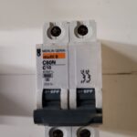 Disjoncteur 2P 25816