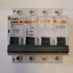 Disjoncteur 4P 20894