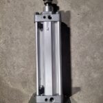 Vérin pneumatique double effet 0822 356 051