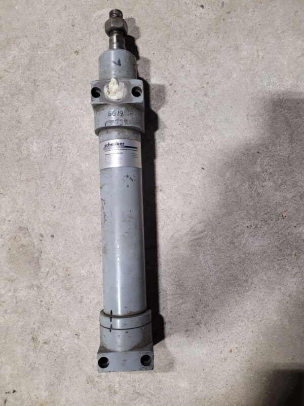 Vérin hydraulique double effet 6619 IH 38737 – Image 1
