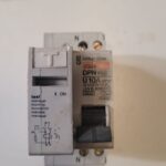 Disjoncteur différentiel 2P 20907